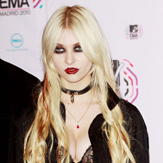 MTV Europe Music Awards 2010 - Arrivals