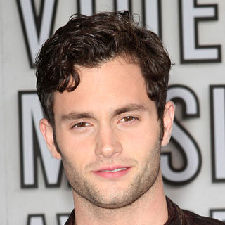 Penn Badgley in The 2010 MTV Video Music Awards (MTV VMAs) - Arrivals