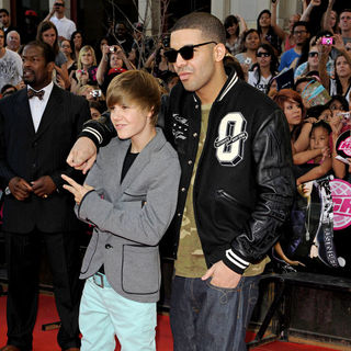 Justin Bieber, Drake in 2010 MuchMusic Video Awards - Red Carpet Arrivals