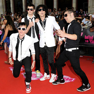 Three Days Grace in 2010 MuchMusic Video Awards - Red Carpet Arrivals - muchmusic_arrivals_131_wenn2896888