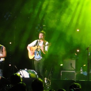 Mumford & Sons in Mumford and Sons Performing at A Charity Gig for AFC Wimbledon - mumford-sons-performing-for-afc-wimbledon-02