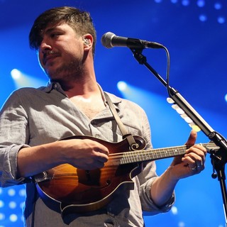 Mumford & Sons in Mumford and Sons Performing Live in Concert