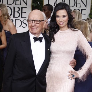 Rupert Murdoch, Wendi Deng in The 69th Annual Golden Globe Awards - Arrivals