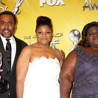 Gabourey Sidibe in 41st NAACP Image Awards - Press Room - naacp_press_room_81_wenn2756235