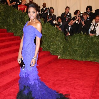 Naomie Harris in PUNK: Chaos to Couture Costume Institute Gala - naomie-harris-chaos-to-couture-costume-institute-gala-03