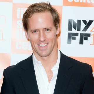 Nat Faxon in The 49th Annual New York Film Festival Premiere of The Descendants - Red Carpet Arrivals