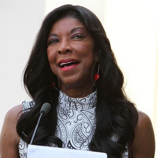 Natalie Cole in David Foster Honored with Star on The Hollywood Walk of Fame - natalie-cole-david-foster-walk-of-fame-10