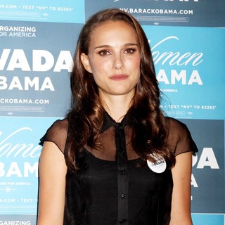 Natalie Portman in Nevada Women's Summit - Inside