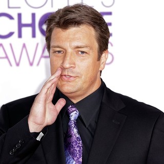 Nathan Fillion in People's Choice Awards 2013 - Red Carpet Arrivals - nathan-fillion-people-s-choice-awards-2013-03