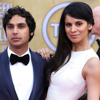 Kunal Nayyar in 19th Annual Screen Actors Guild Awards - Arrivals - nayyar-kapur-19th-annual-screen-actors-guild-awards-02