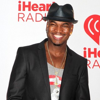 Ne-Yo in 2012 iHeartRadio Music Festival - Day 2 - Arrivals