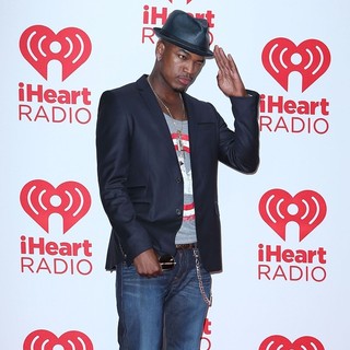 Ne-Yo in 2012 iHeartRadio Music Festival - Day 2 - Arrivals