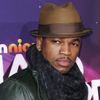 Ne-Yo in Nickelodeon's 2012 TeenNick HALO Awards - Arrivals