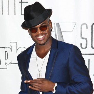 Ne-Yo in 43rd Annual Songwriters Hall of Fame Induction Ceremony - Arrivals