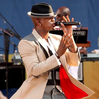Ne-Yo in Ne-Yo Performs Live as Part of Good Morning America's Summer Concert Series