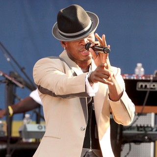 Ne-Yo in Ne-Yo Performs Live as Part of Good Morning America's Summer Concert Series