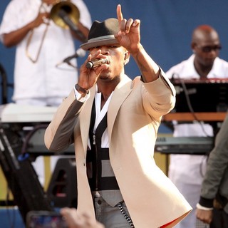 Ne-Yo in Ne-Yo Performs Live as Part of Good Morning America's Summer Concert Series