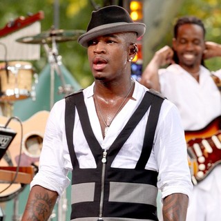 Ne-Yo in Ne-Yo Performs Live as Part of Good Morning America's Summer Concert Series