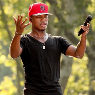 Ne-Yo in Ne-Yo Performs Live as Part of Good Morning America's Summer Concert Series