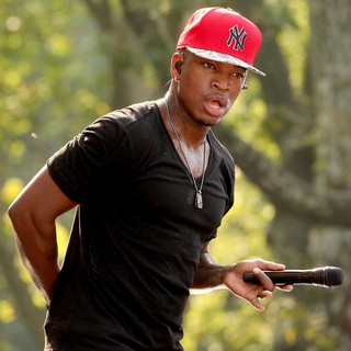 Ne-Yo in Ne-Yo Performs Live as Part of Good Morning America's Summer Concert Series