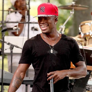 Ne-Yo in Ne-Yo Performs Live as Part of Good Morning America's Summer Concert Series