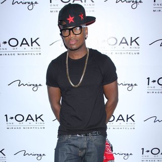 Ne-Yo Hosts The Night