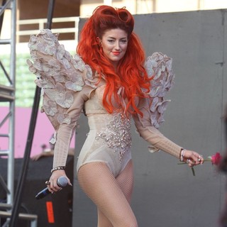 Neon Hitch in 102.7 KIIS FM's Wango Tango 2012 - Show