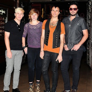 Neon Trees in Neon Trees Donate Sign Bass Guitar Memorabilia to Hard Rock Hotel