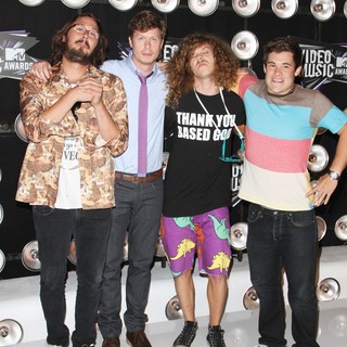 Kyle Newacheck, Anders Holm, Blake Anderson, Adam DeVine in 2011 MTV Video Music Awards - Arrivals