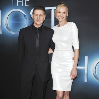 The Premiere of The Host - Arrivals - niccol-roberts-premiere-the-host-01