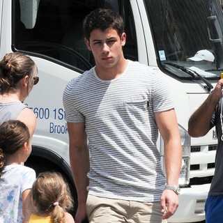 Nick Jonas, Jonas Brothers in Nick Jonas Out and About in Midtown