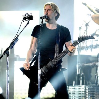 Chad Kroeger, Nickelback in Nickelback Performing Live on Stage