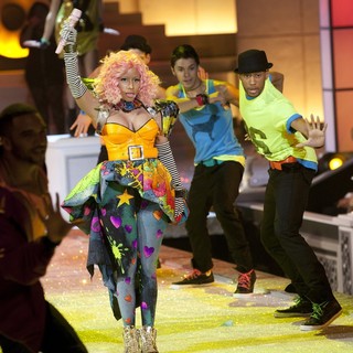 Nicki Minaj in 2011 Victoria's Secret Fashion Show - Performance