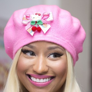 Nicki Minaj in Nicki Minaj Signs Copies of Her Album Pink Friday: Roman Reloaded