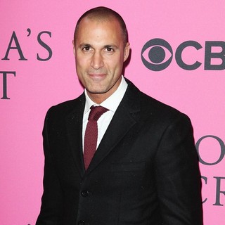 Nigel Barker in The 2012 Victoria's Secret Fashion Show