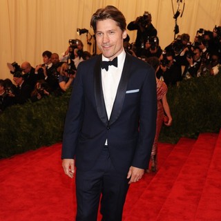 Nikolaj Coster-Waldau in PUNK: Chaos to Couture Costume Institute Gala - nikolaj-coster-waldau-chaos-to-couture-costume-institute-gala-02