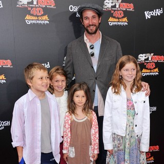Noah Wyle in Spy Kids 4 All the Time in the World Los Angeles Premiere