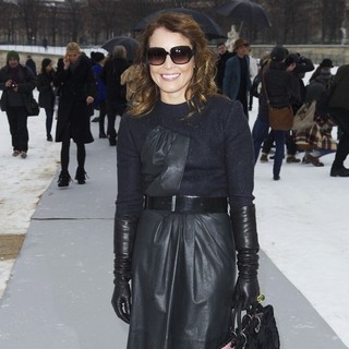 Noomi Rapace in Paris Fashion Week Haute-Couture Spring-Summer 2013 - Dior - Outside Arrivals - noomi-rapace-paris-fashion-week-haute-couture-spring-summer-2013-02