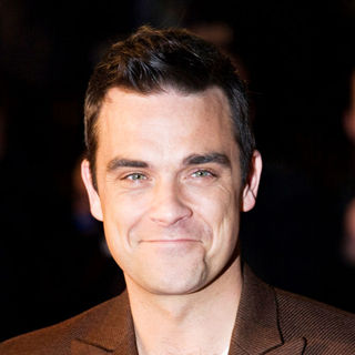 Robbie Williams in NRJ Music Awards 2010