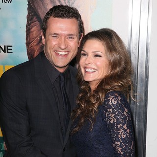 Jason O'Mara, Paige Turco in The One for the Money Premiere