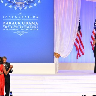 Michelle Obama, Barack Obama, Jennifer Hudson in The Inaugural Ball