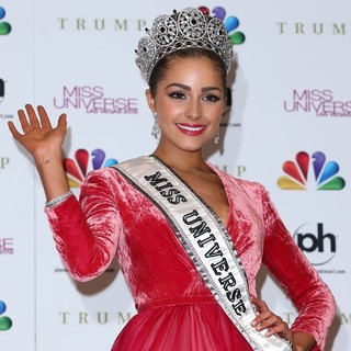 Olivia Culpo in Miss Universe Las Vegas 2012 Press Room