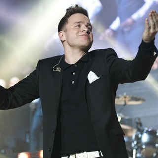 Olly Murs in Olly Murs Performing Live