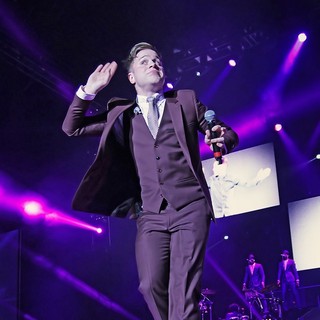 Olly Murs in Olly Murs Performing Live on Stage