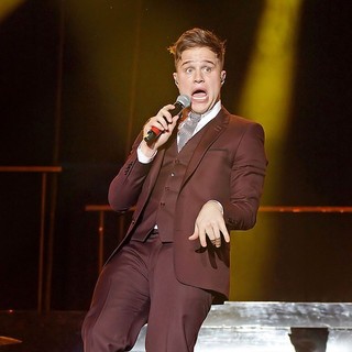 Olly Murs in Olly Murs Performing Live on Stage