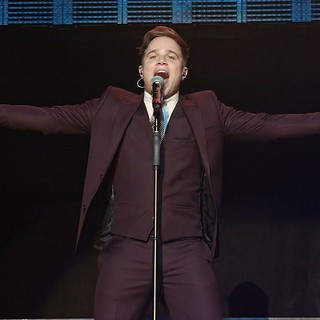 Olly Murs in Olly Murs Performing Live on Stage