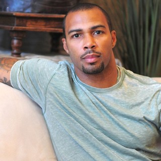 Omari Hardwick in Omari Hardwick Visiting Gifting Service