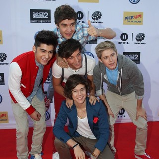 One Direction in The Dome 60 - Red Carpet Arrivals