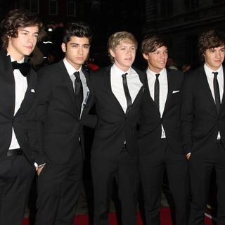 One Direction in GQ Men of The Year Awards 2011 - Arrivals