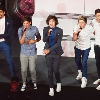 One Direction in London 2012 Olympic Games - Closing Ceremony